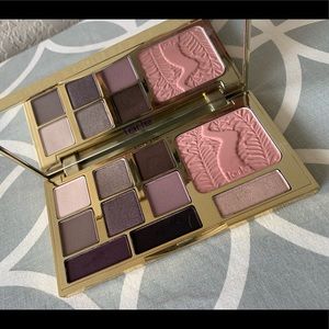 Tarte energy noir clay pallete